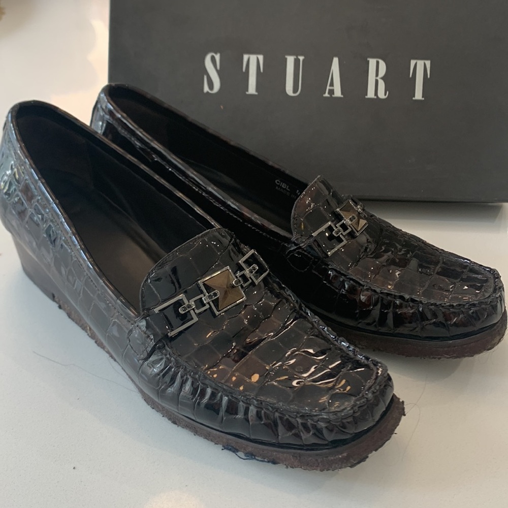 Stuart Weitzman size 9.5 narrow loafers